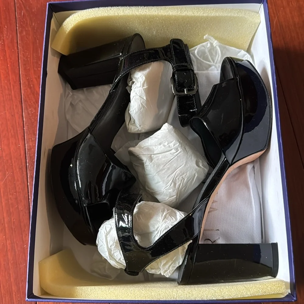 Stuart Weitzman Real Deal black patent platform healed sandal - Picture 12 of 12
